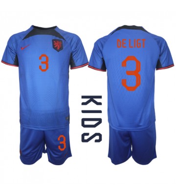 Maillot de foot Pays-Bas Matthijs de Ligt #3 Extérieur enfant Monde 2022 Manches Courte (+ pantalon court)